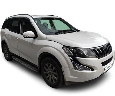 Mahindra XUV500-img